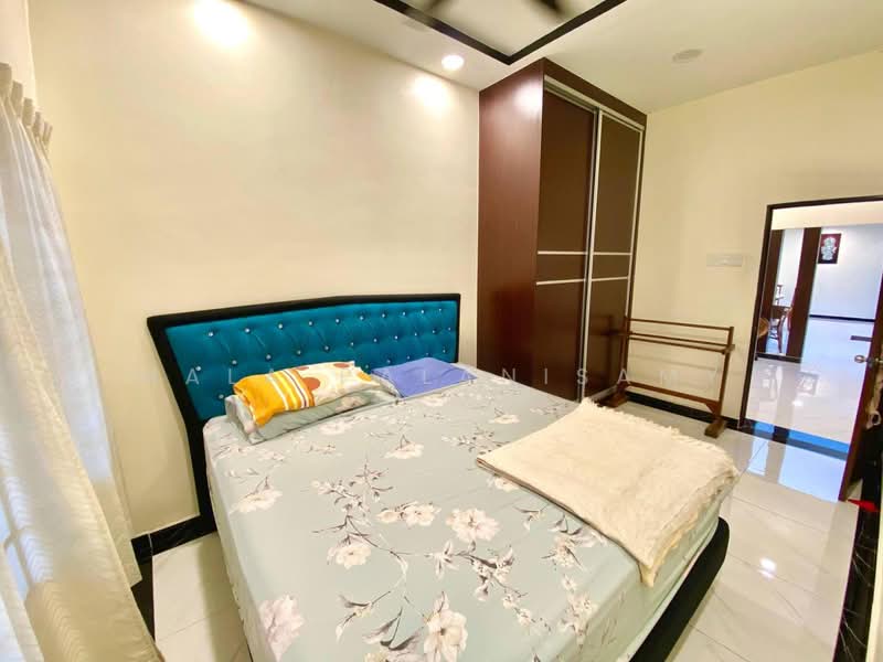 1-storey Terraced House for Sale in Taman Melawis (Klang) - Mala Palanisamy - Bedroom - PropertyGuru.com.my