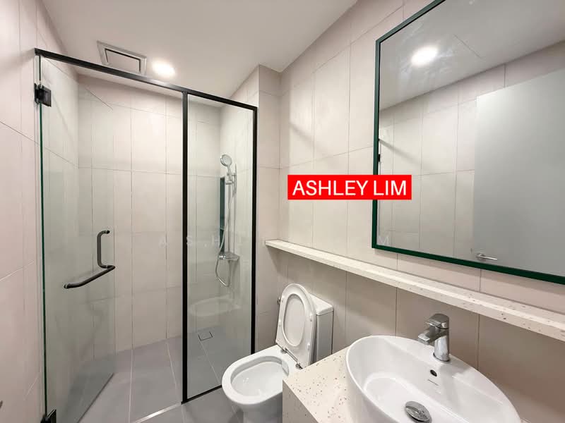 Service Residence for Sale at The Meg Serviced Residence - Ashley Lim - Bathroom - PropertyGuru.com.my