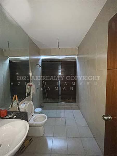 Bungalow House untuk Dijual di Bandar Seri Putra (Bangi) - Azizul Kamarul Zaman - Bathroom - PropertyGuru.com.my