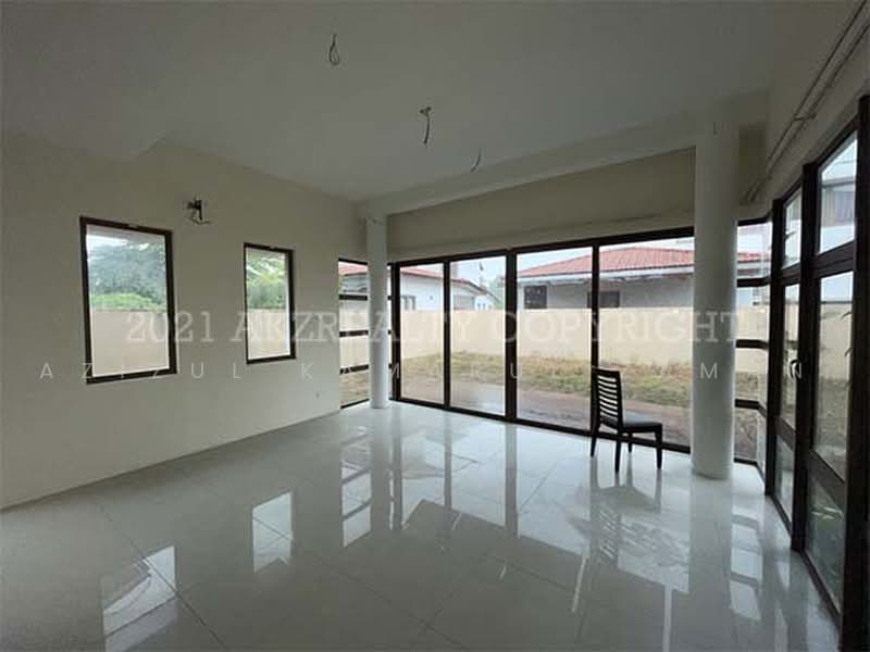 Bungalow House untuk Dijual di Bandar Seri Putra (Bangi) - Azizul Kamarul Zaman - Living Room - PropertyGuru.com.my