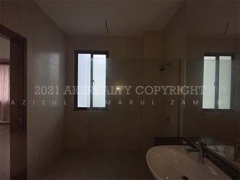 Bungalow House untuk Dijual di Bandar Seri Putra (Bangi) - Azizul Kamarul Zaman - Bathroom - PropertyGuru.com.my
