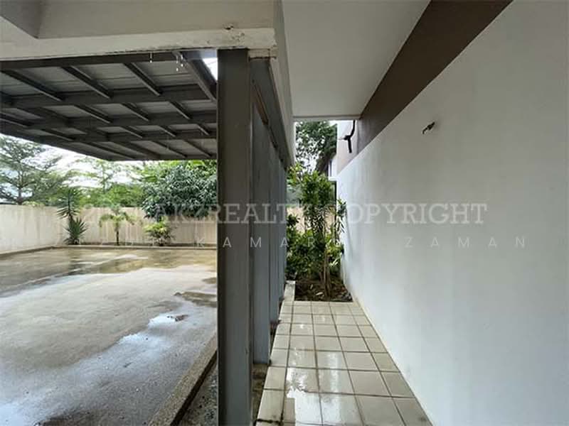 Bungalow House untuk Dijual di Bandar Seri Putra (Bangi) - Azizul Kamarul Zaman - Exterior - PropertyGuru.com.my