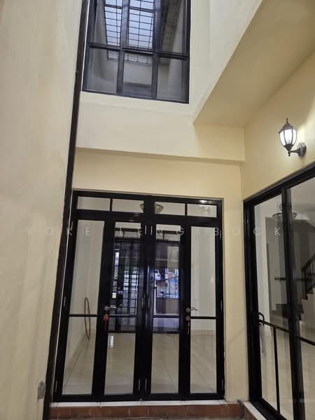 2-storey Terraced House for Sale in Bukit Jelutong (Shah Alam) - Yoke Leng Bock - Entrance - PropertyGuru.com.my