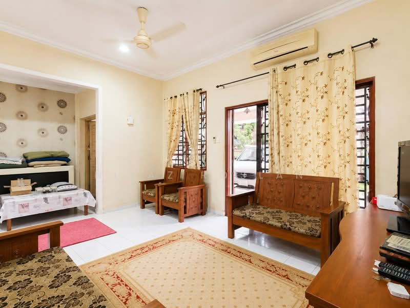 2-storey Terraced House for Sale in Taman Damansara Aliff (Tampoi) - Niyaz Roslan - PropertyGuru.com.my