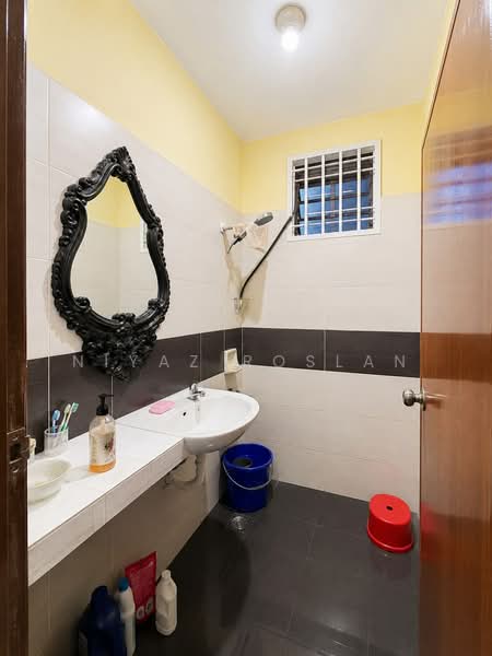 2-storey Terraced House for Sale in Taman Damansara Aliff (Tampoi) - Niyaz Roslan - PropertyGuru.com.my