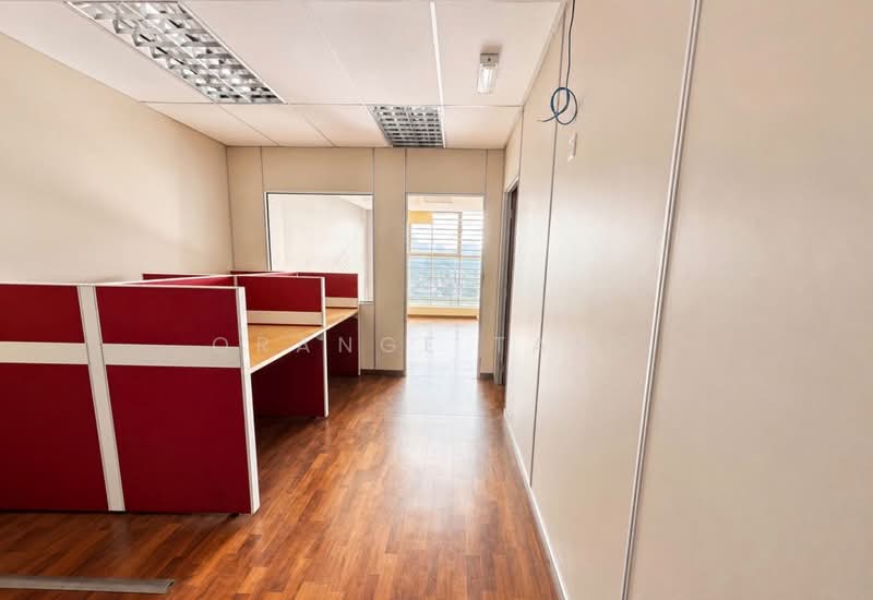 Shop / Office untuk Disewa di Usj 10 (Subang Jaya) - Orange Tang - Interior - PropertyGuru.com.my