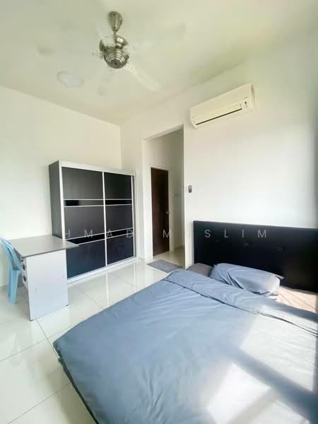 Service Residence for Sale at Seasons Garden Residences - Ahmad Muslim - Bedroom - PropertyGuru.com.my