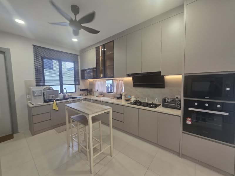 Rumah Berkembar untuk Dijual di Alam Impian (Shah Alam) - Joseph Chan - Kitchen - PropertyGuru.com.my