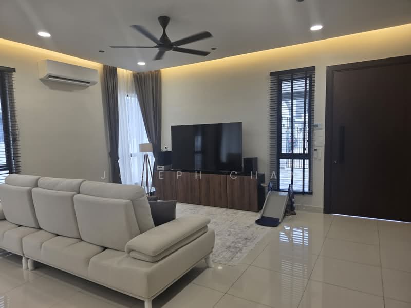 Rumah Berkembar untuk Dijual di Alam Impian (Shah Alam) - Joseph Chan - Living Room - PropertyGuru.com.my