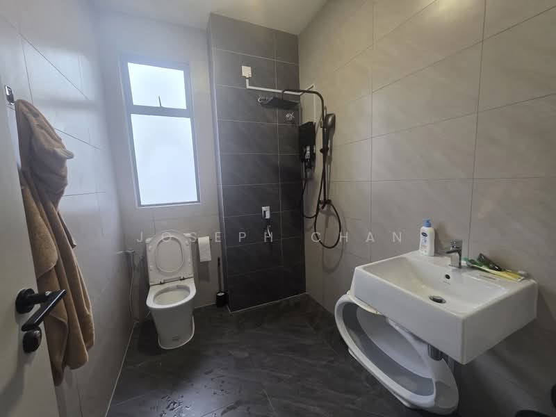 Rumah Berkembar untuk Dijual di Alam Impian (Shah Alam) - Joseph Chan - Bathroom - PropertyGuru.com.my