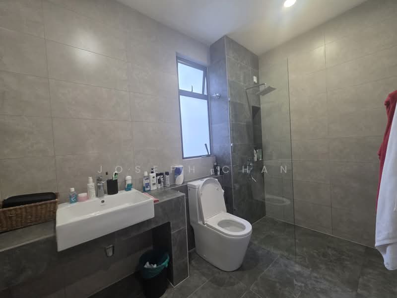 Rumah Berkembar untuk Dijual di Alam Impian (Shah Alam) - Joseph Chan - Bathroom - PropertyGuru.com.my