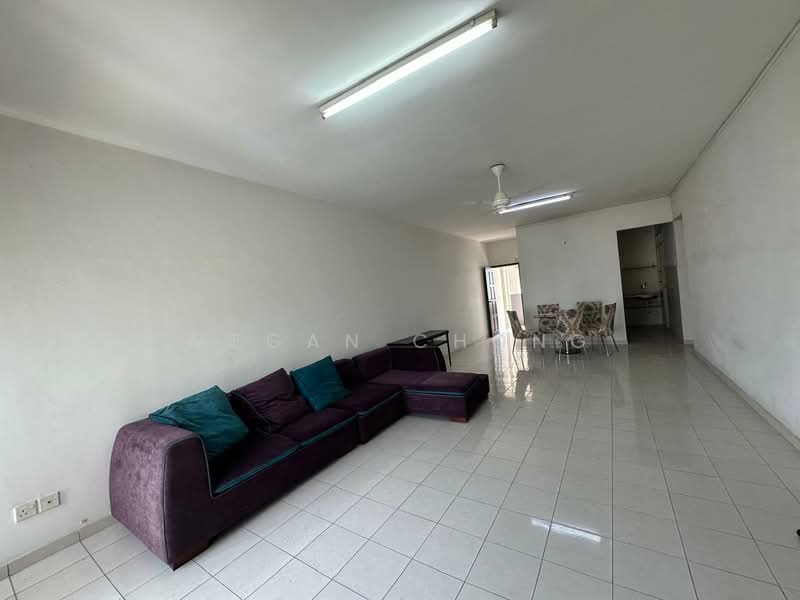 Kondominium untuk Dijual di Desa Permai - Megan Chong - Living Room - PropertyGuru.com.my