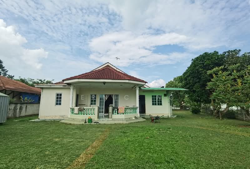 Bungalow House for Sale in Pantai Sepang Putra (Sepang) - Vernice Ng - Exterior - PropertyGuru.com.my