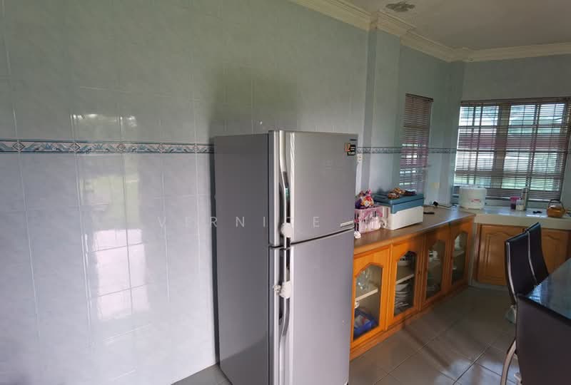 Bungalow House for Sale in Pantai Sepang Putra (Sepang) - Vernice Ng - Kitchen - PropertyGuru.com.my