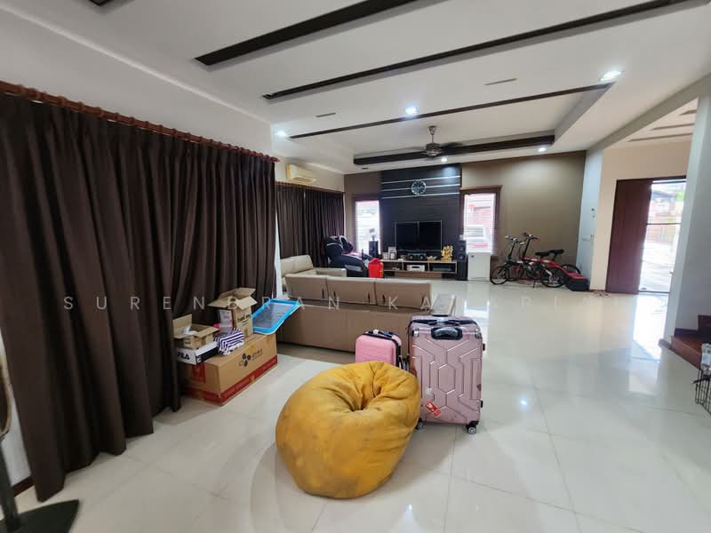 Semi-Detached House for Sale in Setia Damai (Setia Alam) - Surendran Karapiah - Living Room - PropertyGuru.com.my