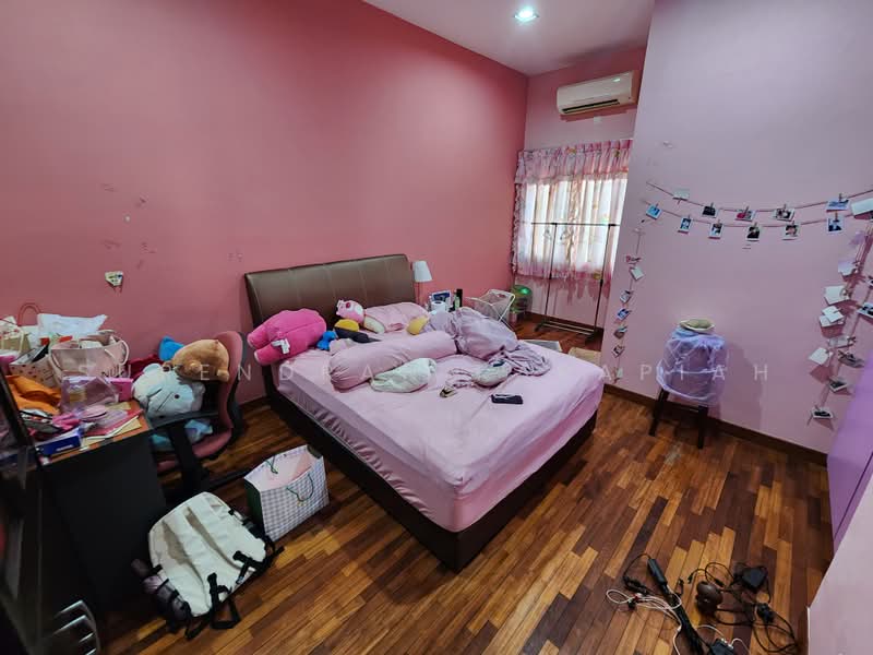 Semi-Detached House for Sale in Setia Damai (Setia Alam) - Surendran Karapiah - Bedroom - PropertyGuru.com.my