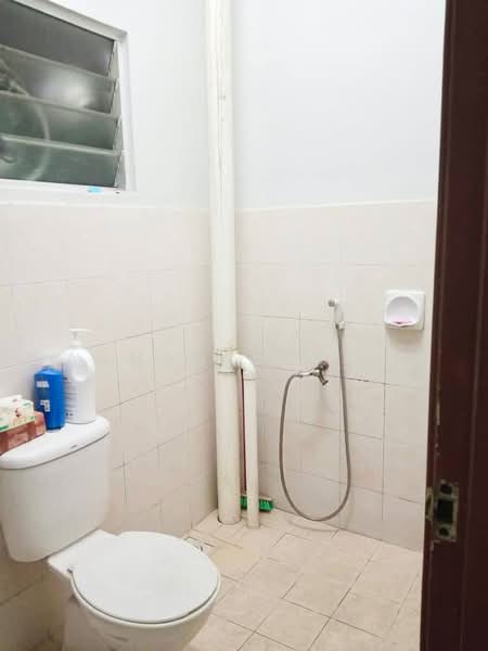 Pangsapuri untuk Dijual di Vista Mutiara - Ahmad Muslim - Bathroom - PropertyGuru.com.my
