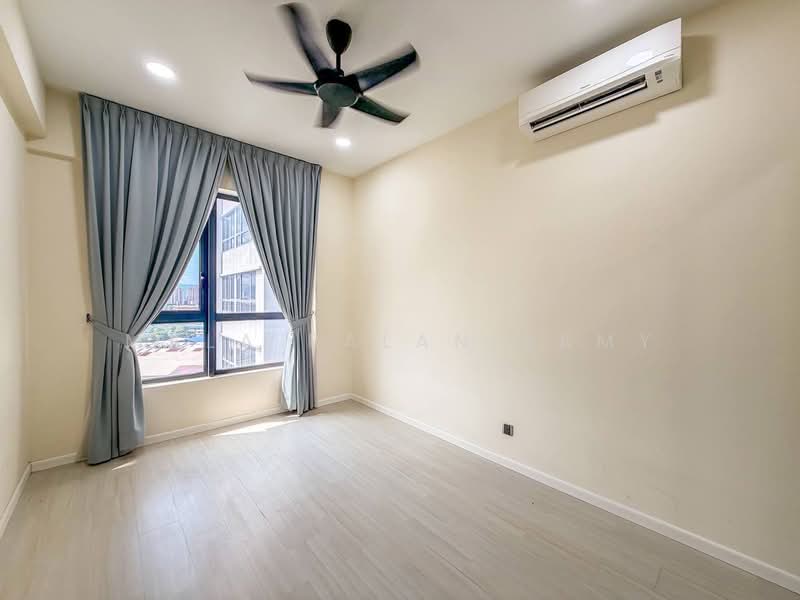 Kediaman Servis untuk Dijual di The Era @ Duta North - Mala Palanisamy - Interior - PropertyGuru.com.my