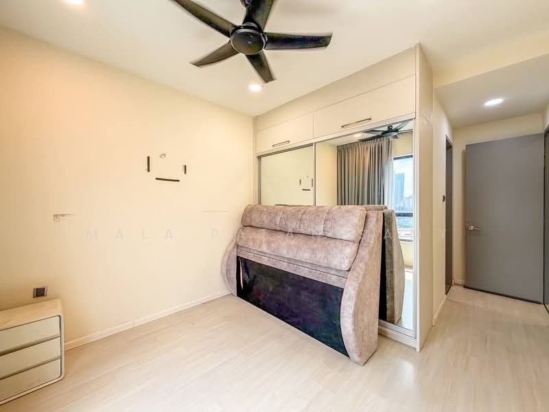 Kediaman Servis untuk Dijual di The Era @ Duta North - Mala Palanisamy - Bedroom - PropertyGuru.com.my