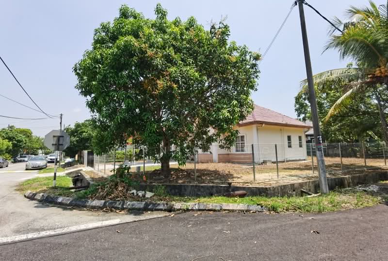 Bungalow House for Sale in Pantai Sepang Putra (Sepang) - Vernice Ng - Exterior - PropertyGuru.com.my