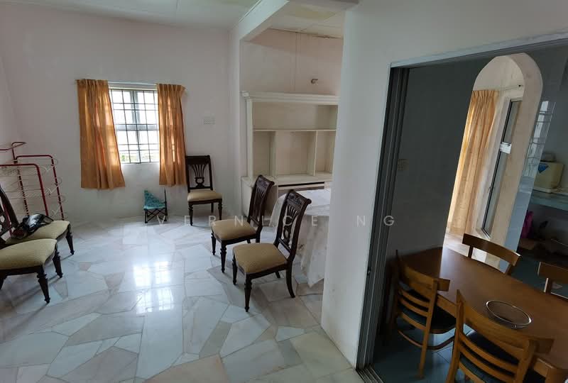 Bungalow House for Sale in Pantai Sepang Putra (Sepang) - Vernice Ng - Living Room - PropertyGuru.com.my