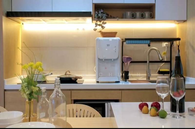 Condominium for Sale at One Cochrane Residence - Kevin Chuah - Kitchen - PropertyGuru.com.my