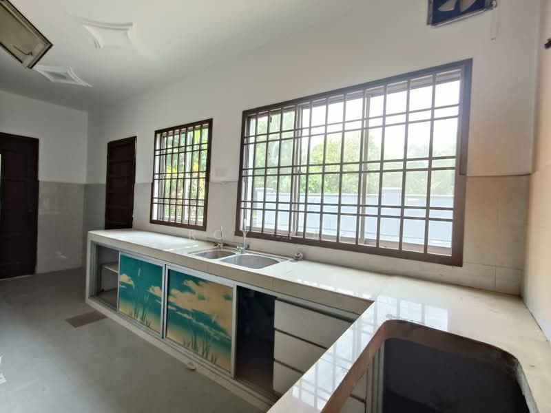 2-storey Terraced House for Sale in Taman Nusa Bestari (Iskandar Puteri (Nusajaya)) - Roy Yap - Kitchen - PropertyGuru.com.my