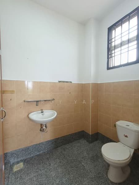 2-storey Terraced House for Sale in Taman Nusa Bestari (Iskandar Puteri (Nusajaya)) - Roy Yap - Bathroom - PropertyGuru.com.my