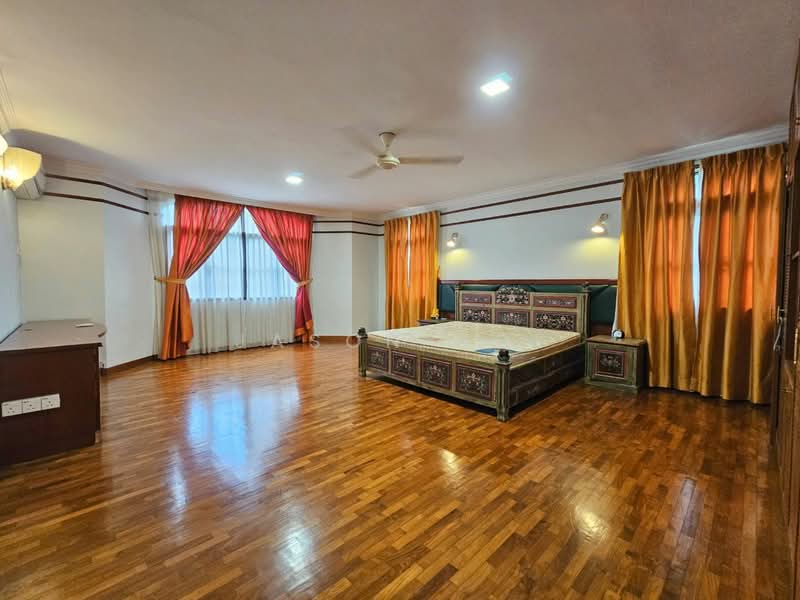 Semi-Detached House for Sale in Sultan Abdul Aziz Shah Golf & Country Club (Shah Alam) - Jason Ooi - Bedroom - PropertyGuru.com.my