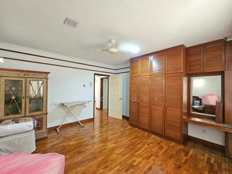 Semi-Detached House for Sale in Sultan Abdul Aziz Shah Golf & Country Club (Shah Alam) - Jason Ooi - Bedroom - PropertyGuru.com.my