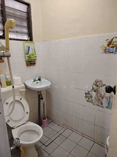 2-storey Terraced House for Sale in Pandan Indah (Ampang) - Foon Kong Wai - Bathroom - PropertyGuru.com.my