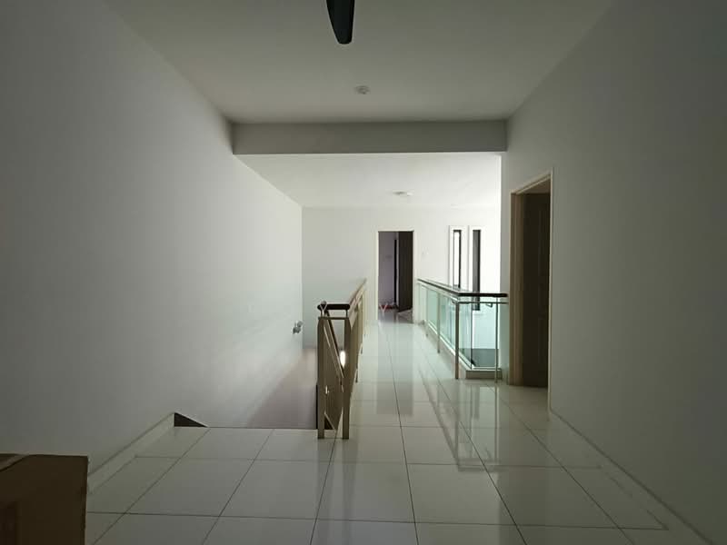 Terraced House for Sale in Taman Laguna (Johor Bahru) - Roy Yap - Corridor - PropertyGuru.com.my