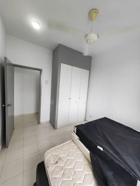 Service Residence for Sale at Nusa Perdana Apartment - Roy Yap - Bedroom - PropertyGuru.com.my
