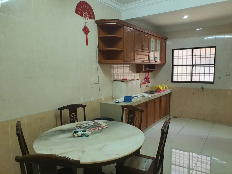 Rumah Teres untuk Disewa di Bandar Botanic (Klang) - Lay Bee - Kitchen - PropertyGuru.com.my