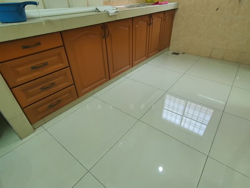 Rumah Teres untuk Disewa di Bandar Botanic (Klang) - Lay Bee - Kitchen - PropertyGuru.com.my