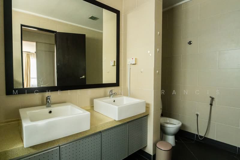 Bungalow House untuk Dijual di Damansara Heights (Kuala Lumpur) - Michelle Ann Francis - Bathroom - PropertyGuru.com.my