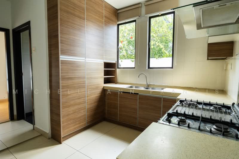 Bungalow House untuk Dijual di Damansara Heights (Kuala Lumpur) - Michelle Ann Francis - Kitchen - PropertyGuru.com.my