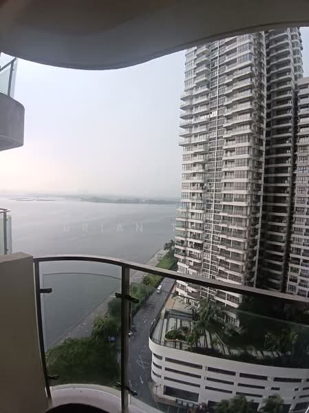 Kediaman Servis untuk Disewa di Kings Bay @ Country Garden Danga Bay - Brian Tham - Balcony - PropertyGuru.com.my