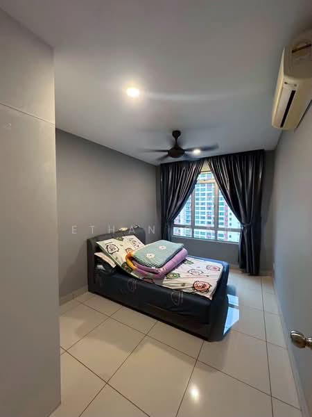 Apartment for Sale at Austin Suites (Permata Austin) - Ethan Gan - Bedroom - PropertyGuru.com.my