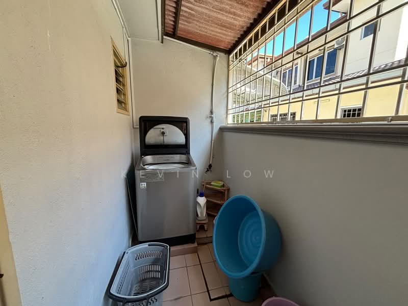 Rumah Teres untuk Dijual di Bandar Botanic (Klang) - KEVIN LOW - Balcony - PropertyGuru.com.my