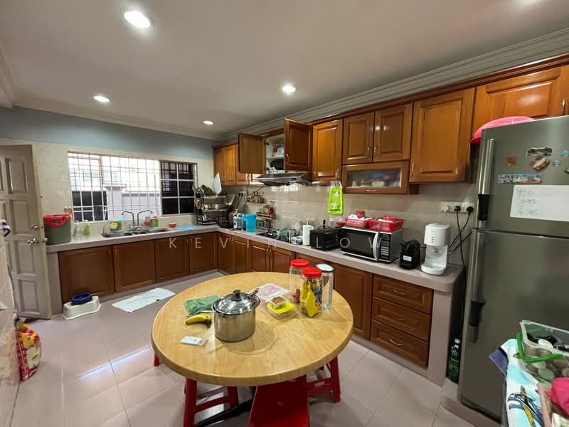 Rumah Teres untuk Dijual di Bandar Botanic (Klang) - KEVIN LOW - Kitchen - PropertyGuru.com.my