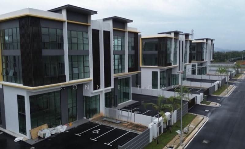 Cluster Factory for Sale in Kawasan Perindustrian Batu Caves (Batu Caves) - Connie Tong - Exterior - PropertyGuru.com.my
