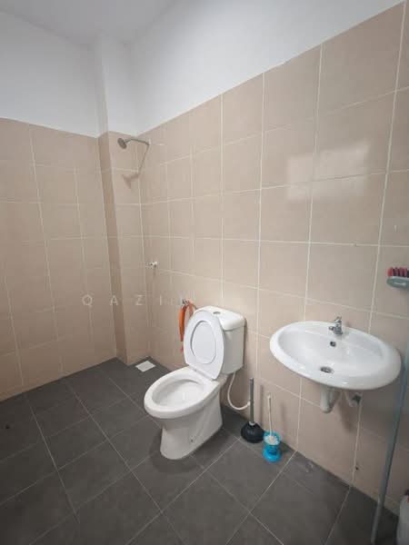 Rumah Teres 2-Tingkat untuk Dijual di Taman Meru (Ipoh) - Qazin Khoo - Bathroom - PropertyGuru.com.my
