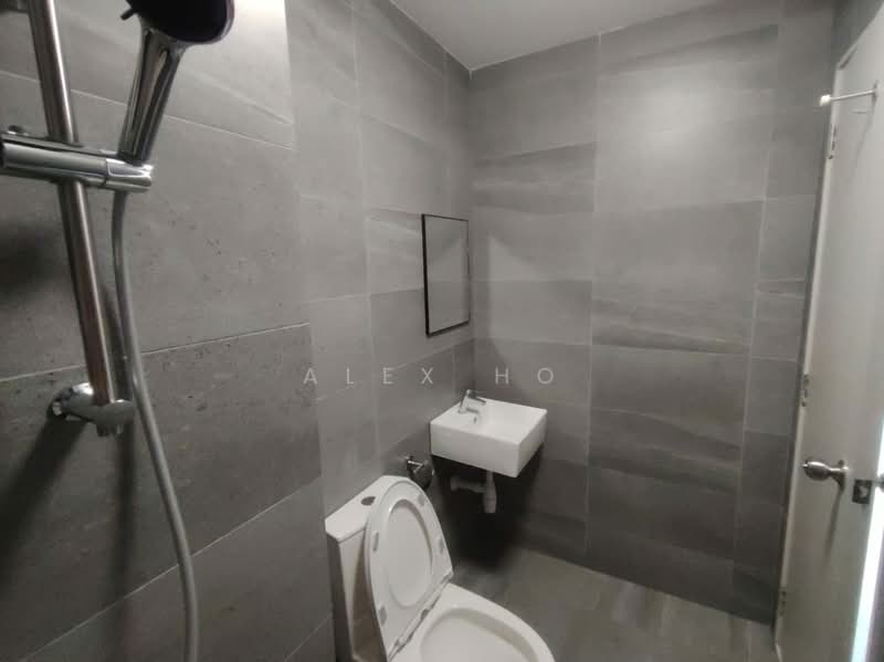 Kondominium untuk Disewa di Nestree Residence - Alex Ho - Bathroom - PropertyGuru.com.my