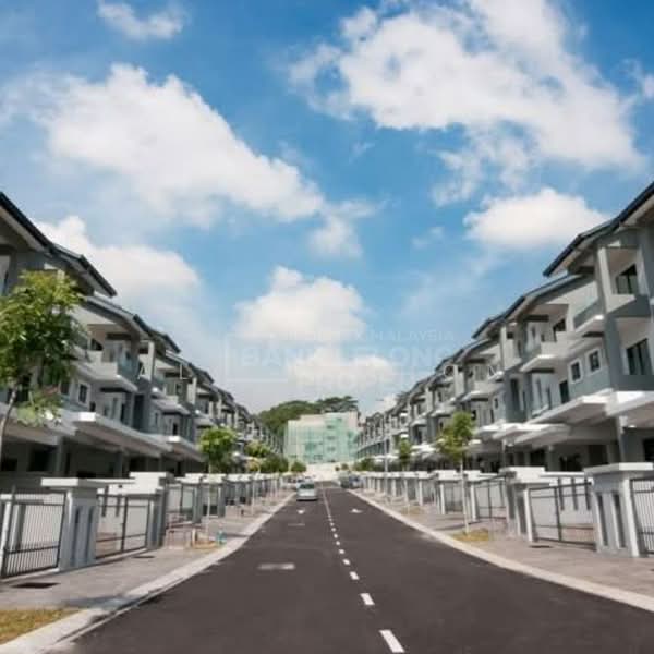 Rumah Teres 3-Tingkat untuk Dijual di Taman Bukit Prima (Cheras) - Alice Kuon - Exterior - PropertyGuru.com.my