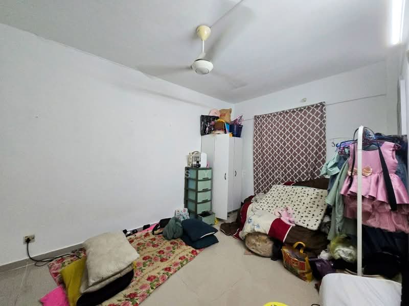 Flat for Sale at Pangsapuri 610 - Zul Syafiq - Bedroom - PropertyGuru.com.my