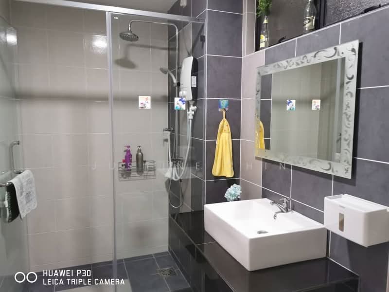 Kondominium untuk Disewa di Upper East @ Tiger Lane - Justine Chin - Bathroom - PropertyGuru.com.my