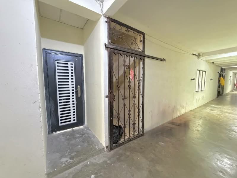 Pangsapuri untuk Dijual di Apartment Perepat Permai - Hairi Halim - PropertyGuru.com.my