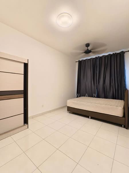 Pangsapuri untuk Disewa di Residensi Riamas - Jacky Wan - Bedroom - PropertyGuru.com.my