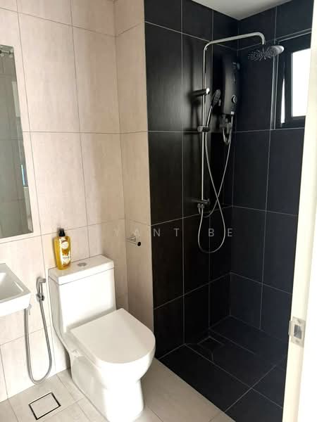 Service Residence for Sale at Teja @ Subang Jaya City Centre (SJCC) - Bryant Be - Bathroom - PropertyGuru.com.my